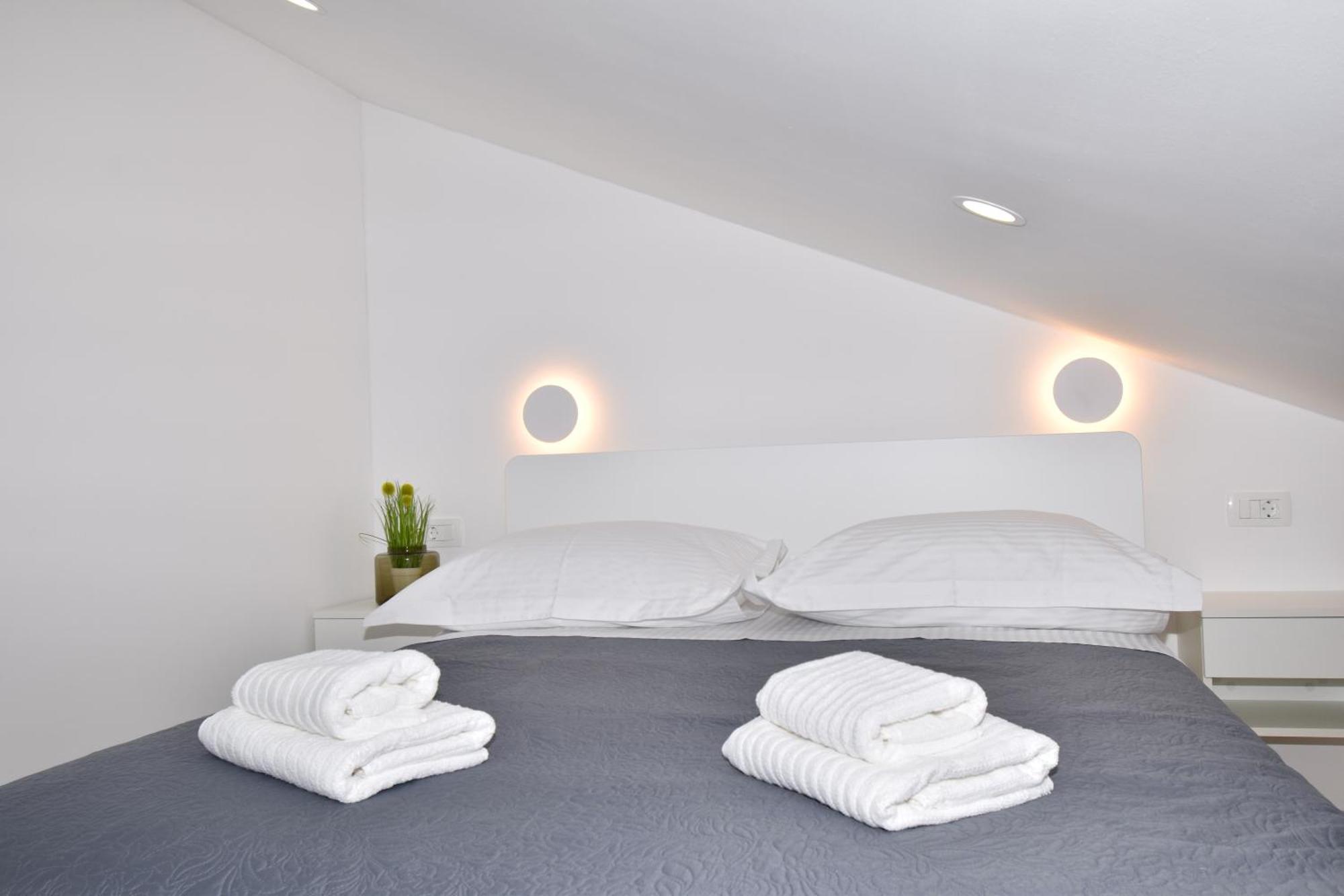 טוצפי Luxury Apartments Luna מראה חיצוני תמונה